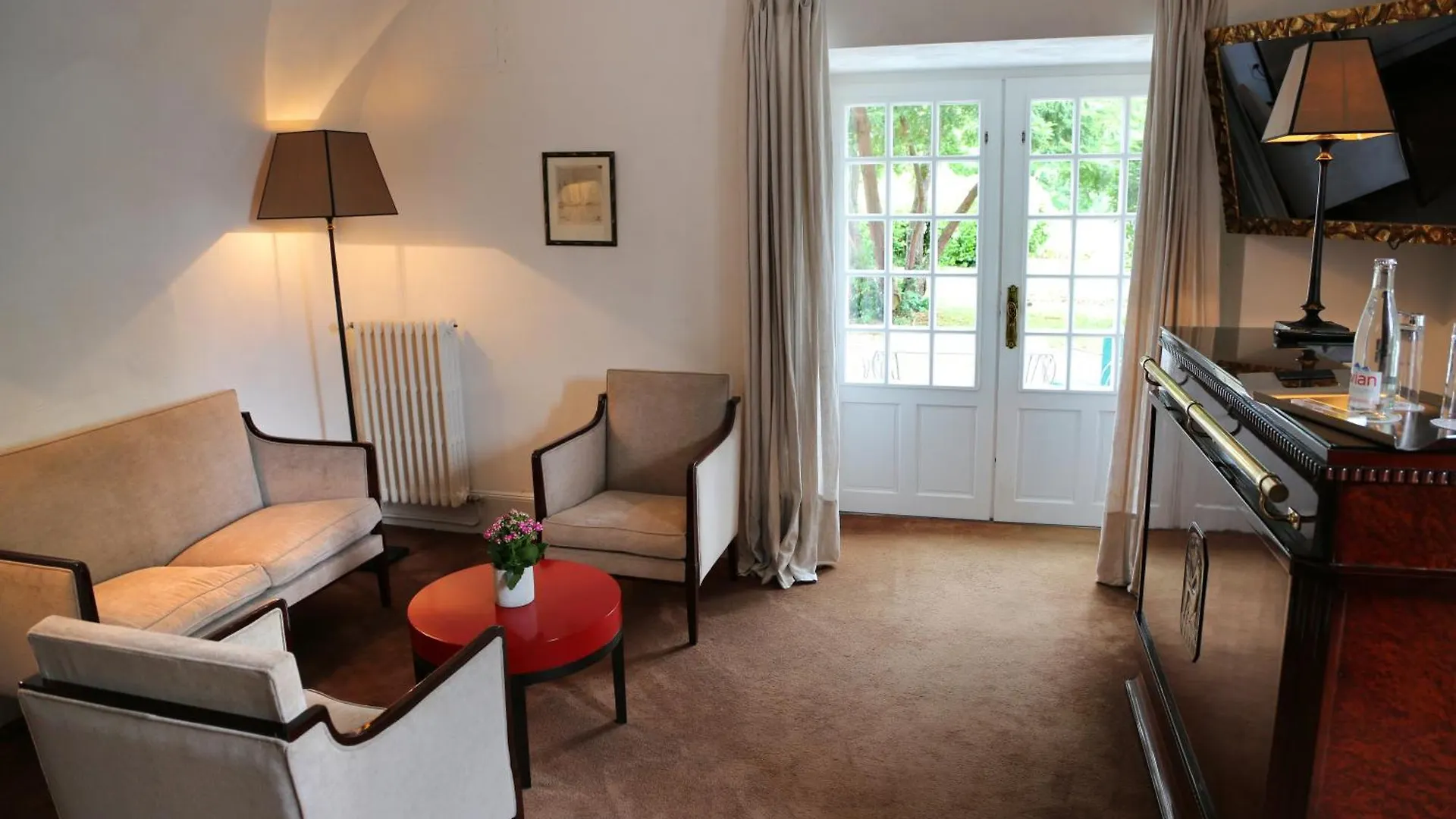 Chateau De Mercues