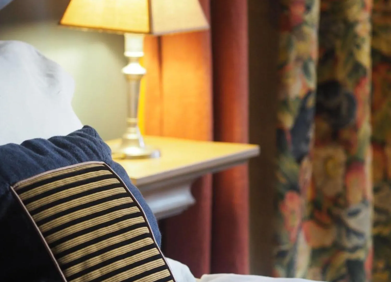 Chateau De Mercues Hotel