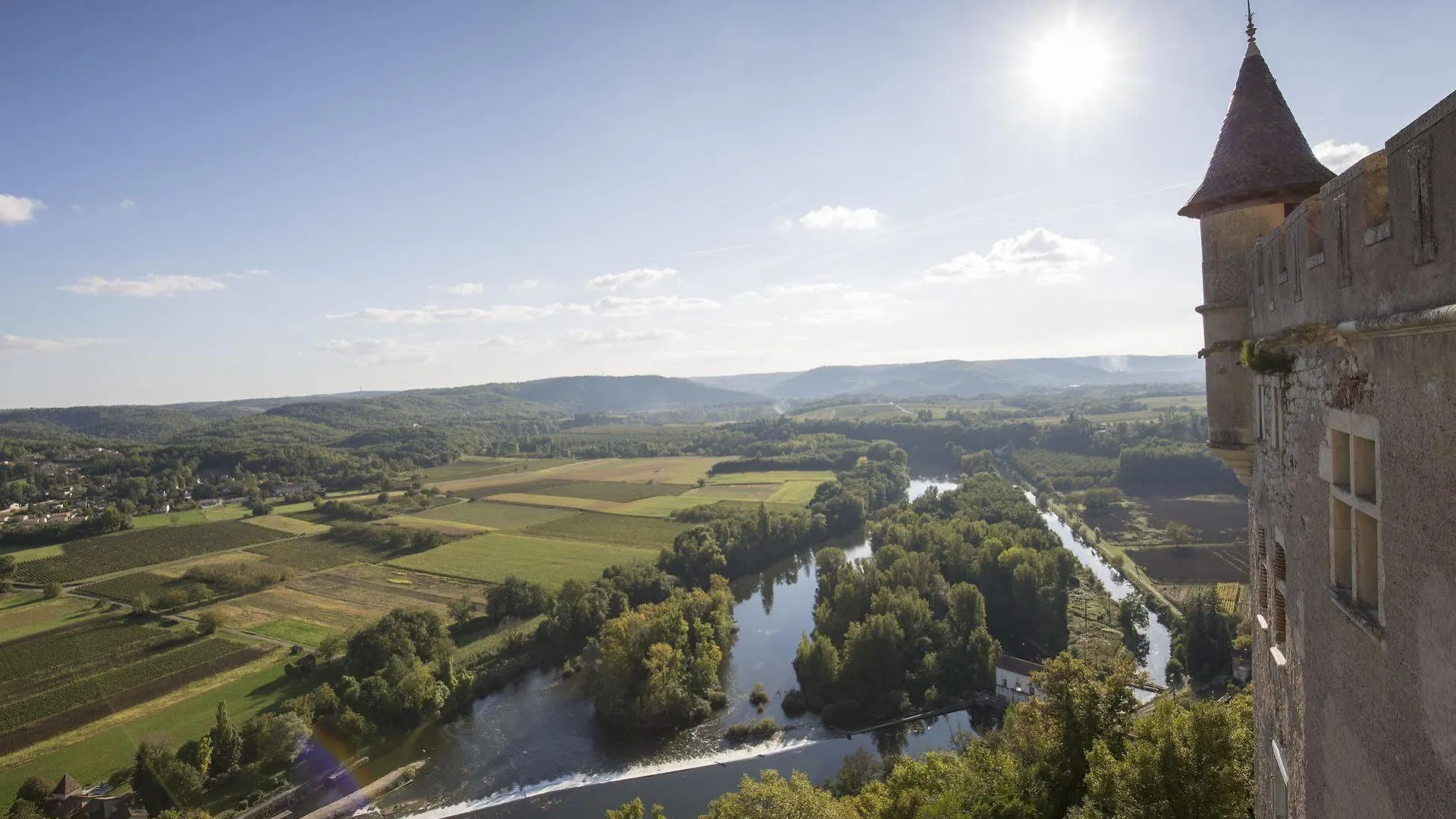 Chateau De Mercues 4*,  France